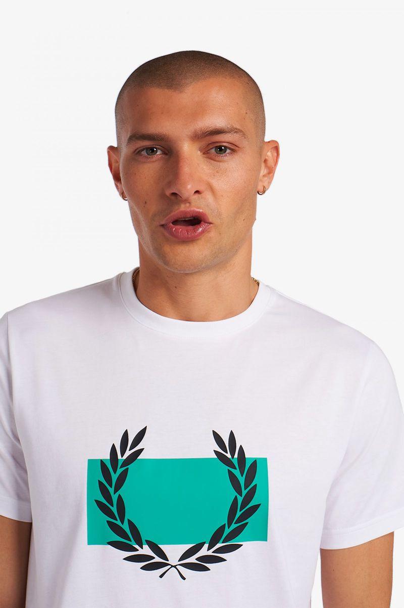 White Fred Perry Laurel Wreath Print Men's T Shirts | PH 1714KORI